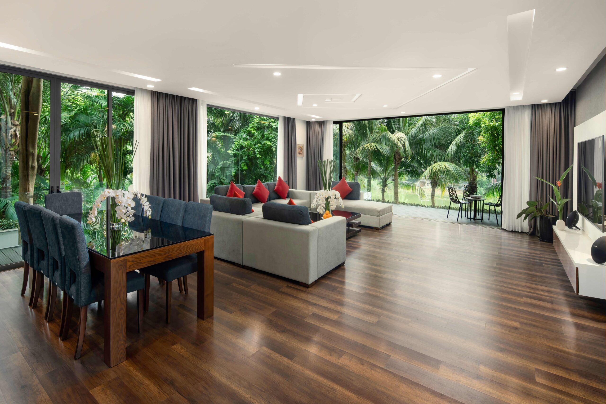 Luxury Skylake Villa 4 Bedrooms