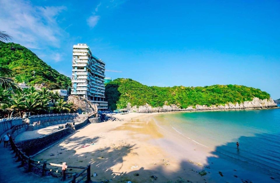 Bãi biển Cát Cò
