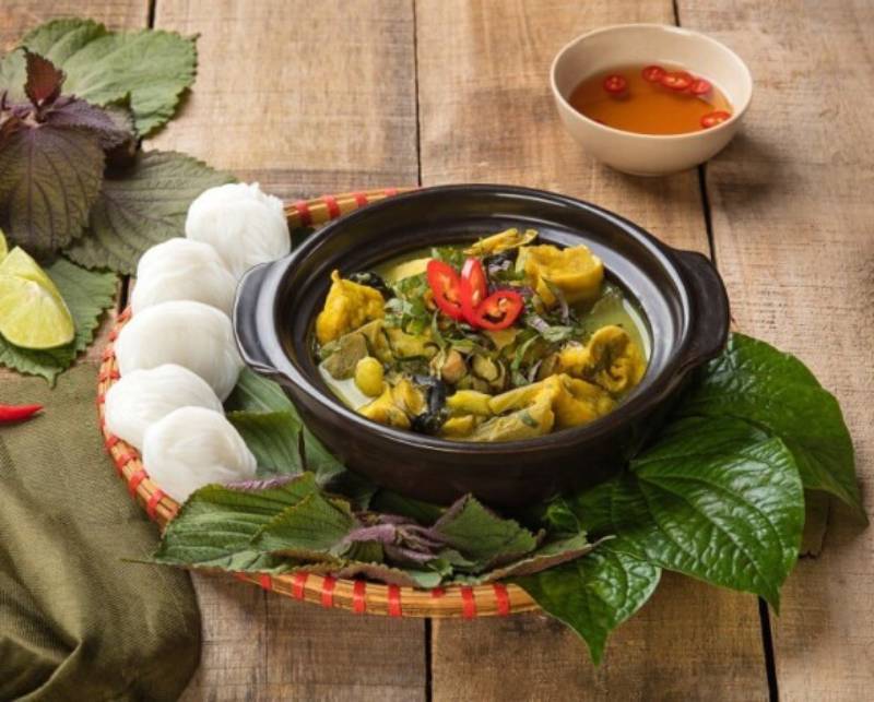 Cá lăng om chuối đậu