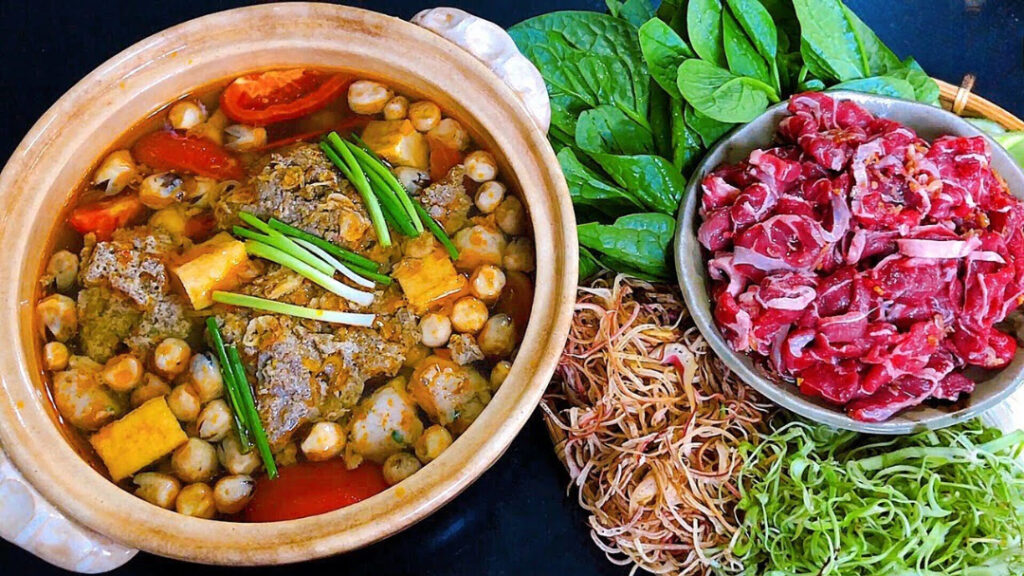 Lẩu riêu cua bắp bò