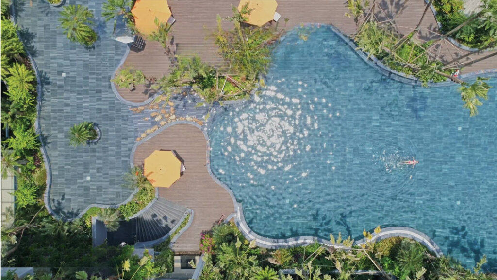 Palm Pool Bar