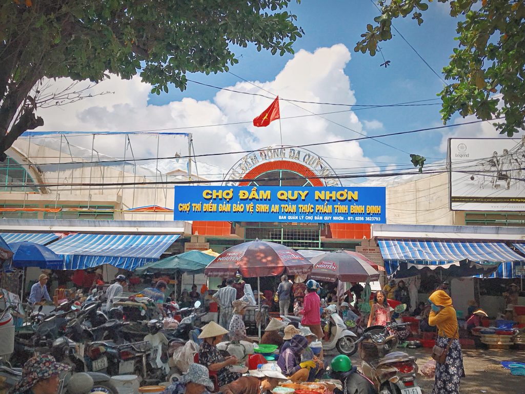 Chợ Đầm