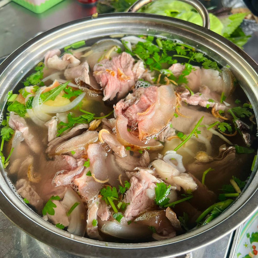 Lẩu bò Tây Ninh