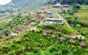 Le Champ Tú Lệ Resort