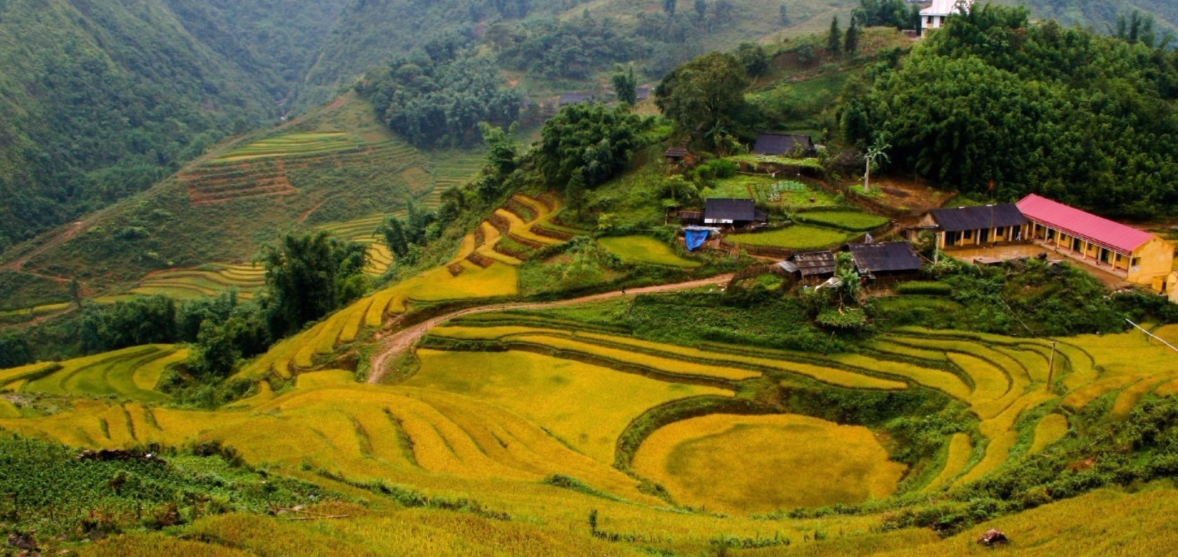 tour-doan-thanh-hoa-di-cao-bang-trai-nghiem-di-tich-lich-su-pac-bo