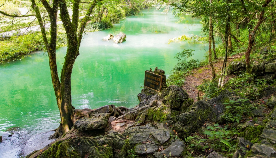 tour-doan-thanh-hoa-di-cao-bang-trai-nghiem-di-tich-lich-su-pac-bo