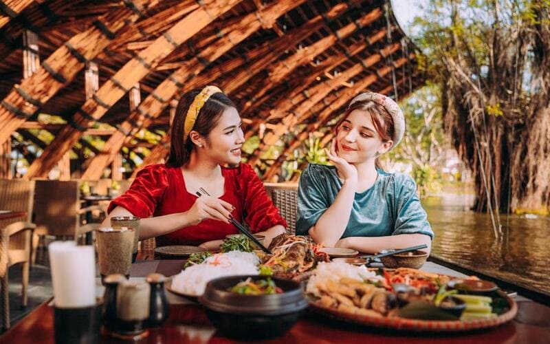 combo-flamingo-dai-lai-2n1d-food