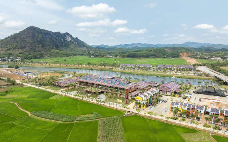 top-resort-flamingo-gan-ha-noi-tantrao