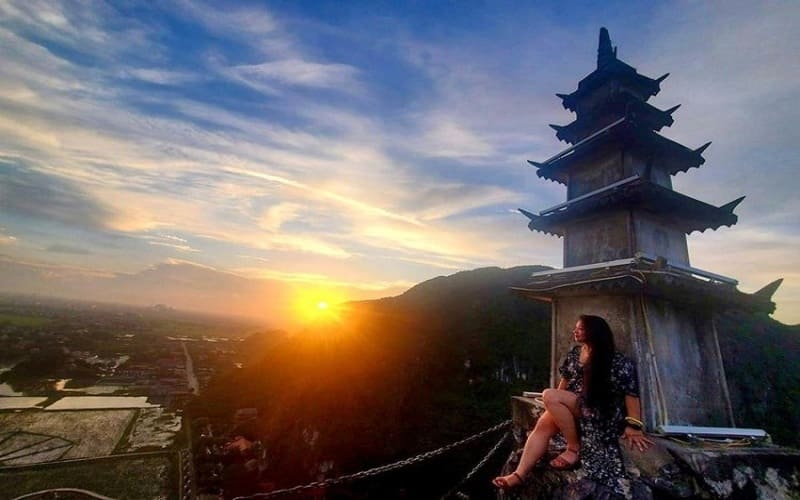 tour-thanh-hoa-di-ninh-binh-hangmua-hoanghon