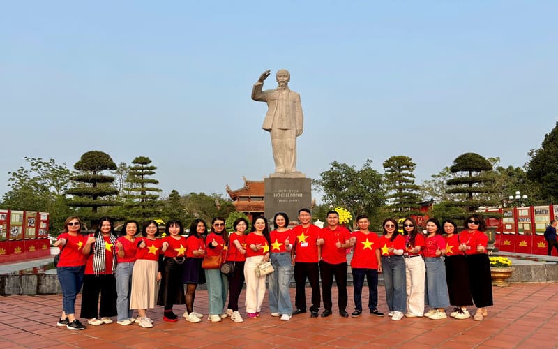 tour-tu-thanh-hoa-cho-cong-ty4