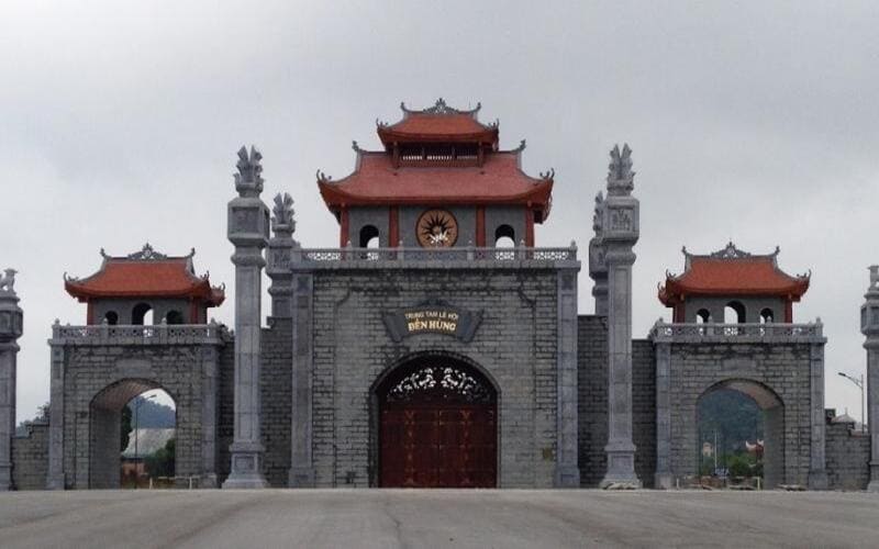 dat-phong-flc-luxury-resort-phu-tho-gia-tot-2026-denhung
