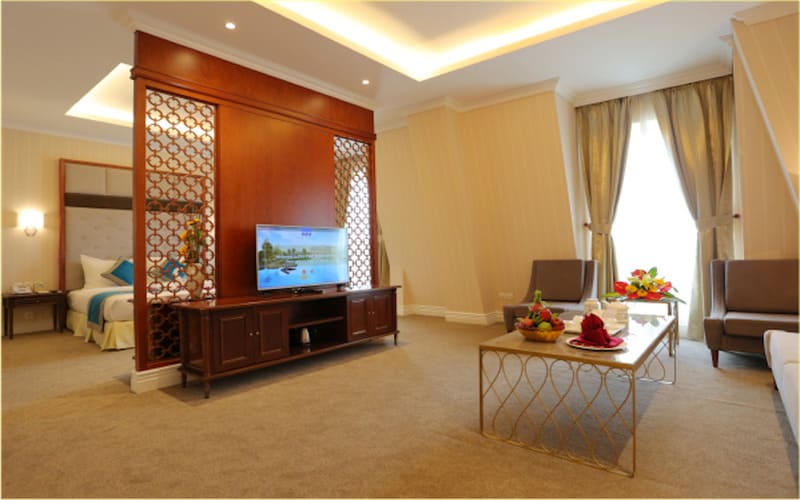 dat-phong-flc-luxury-resort-phu-tho-gia-tot-2026-suite