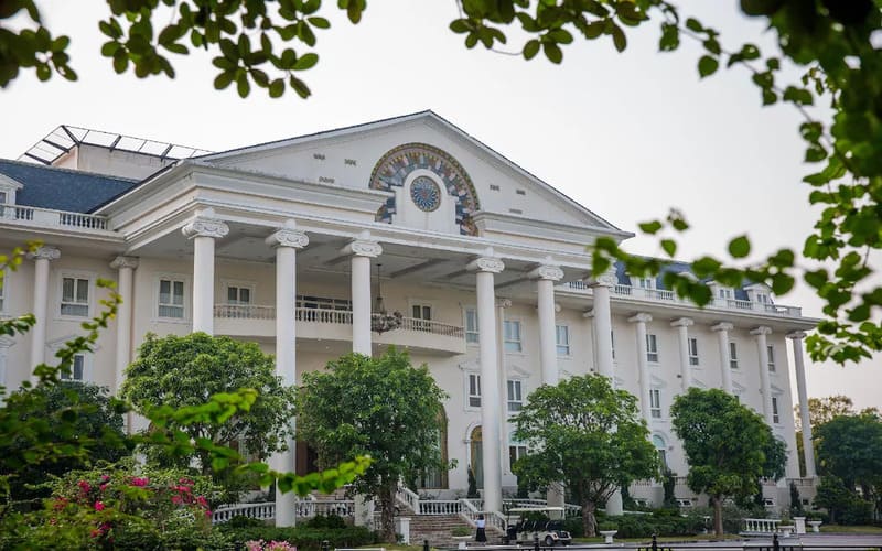 dat-phong-flc-luxury-resort-phu-tho-gia-tot-2026