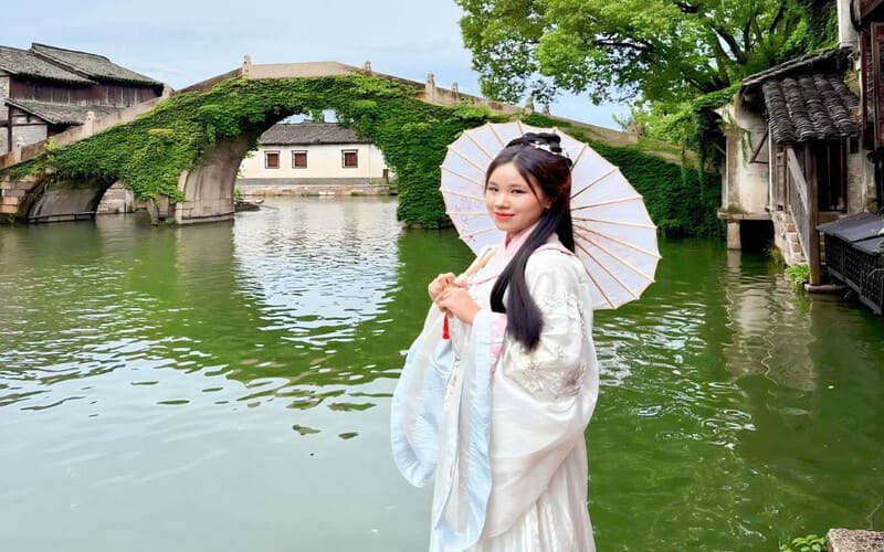 du-lich-o-tran-kinh-nghiem-lich-trinh-diem-tham-quan-checkin