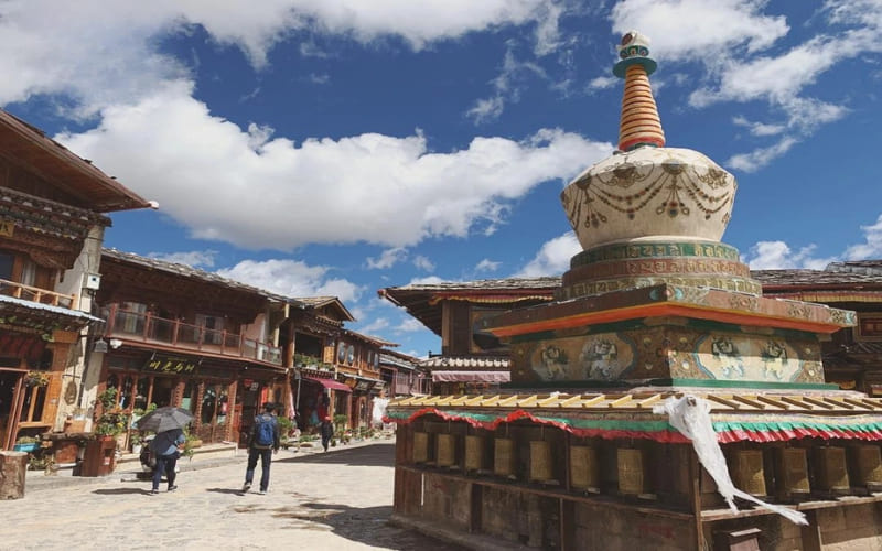 tour-shangrila-kham-pha-vung-dat-huyen-thoai-tay-tang (1)