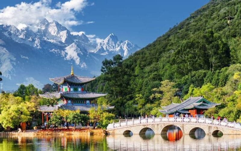 tour-shangrila-kham-pha-vung-dat-huyen-thoai-tay-tang