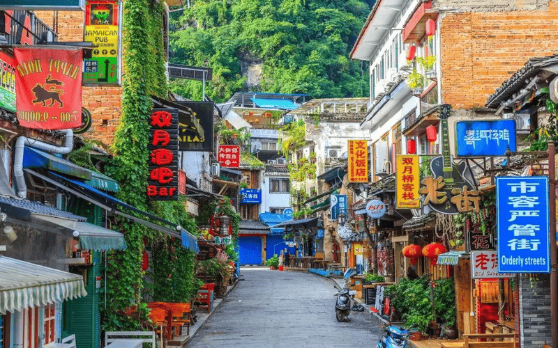 tour-trung-quoc-qua-cua-khau-di-duong-bo-tien-loi-quelam (1)