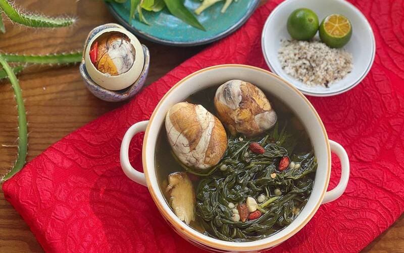 an-sang-o-ha-long-an-gi-goi-y-quan-ngon-chuan-local-2