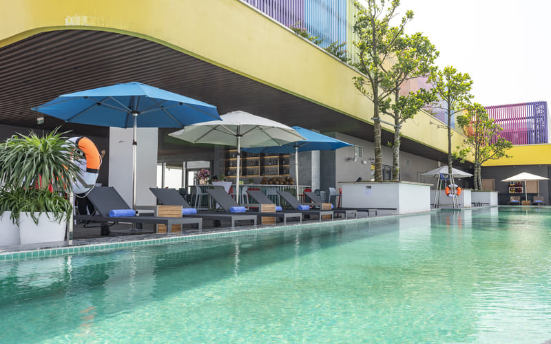 di-hai-tien-dip-30-4-co-dong-khong-pool