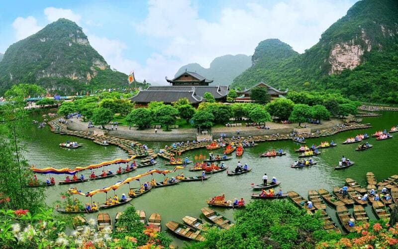 du-lich-ninh-binh-30-4-1-5-lich-trinh-chi-phi-trangan