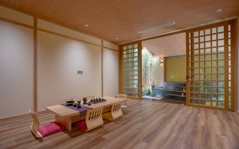 gia-khach-san-hai-tien-dip-30-4-co-tang-khong-onsen