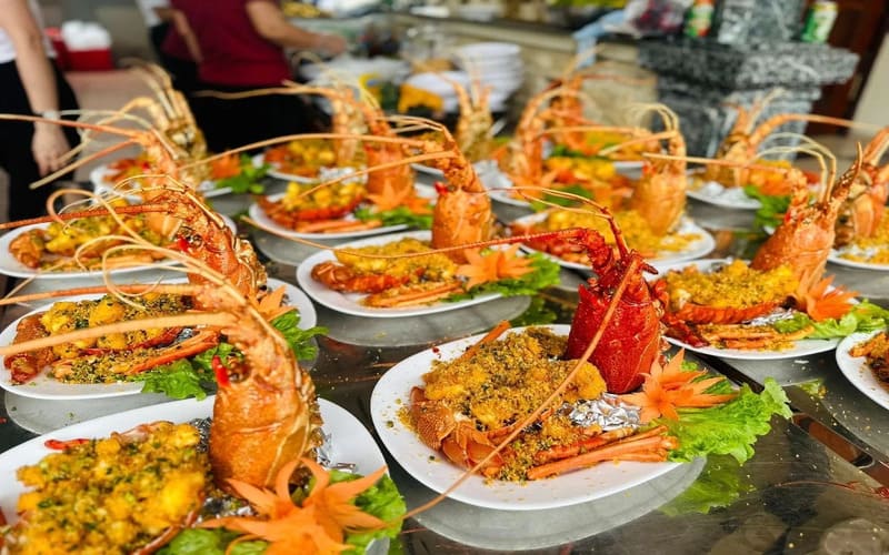 top-nha-hang-view-vinh-ha-long-dep-dang-trai-nghiem-1