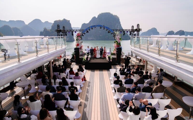 tour-ha-long-rieng-cho-doan-thanh-hoa-thiet-ke-luna