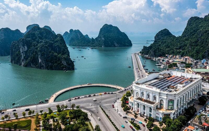 xe-dua-don-thanh-hoa-di-ha-long-gia-tot-don-tan-nha