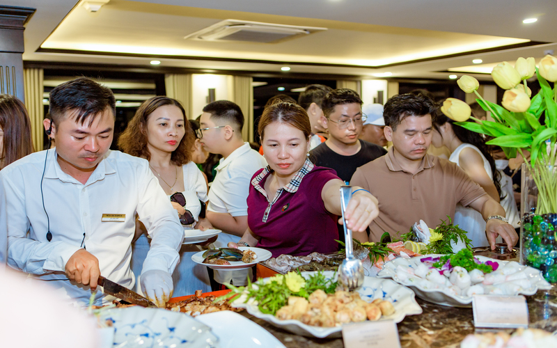 cong-ty-to-chuc-gala-dinner-thanh-hoa-di-ha-long-4