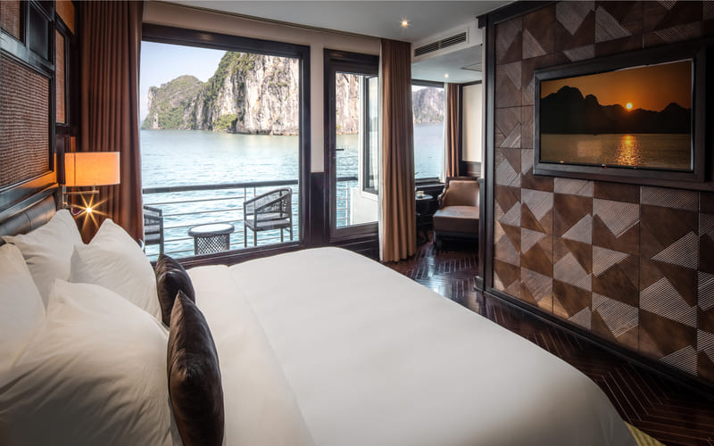 dat-du-thuyen-ambassador-cruise-tu-thanh-hoa-gia-tot-6