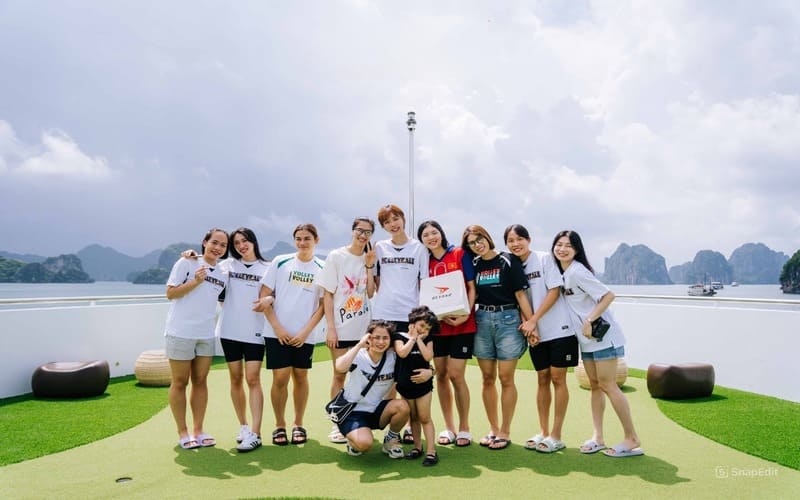 di-cat-ba-hay-ha-long-so-sanh-chi-tiet-team-hl
