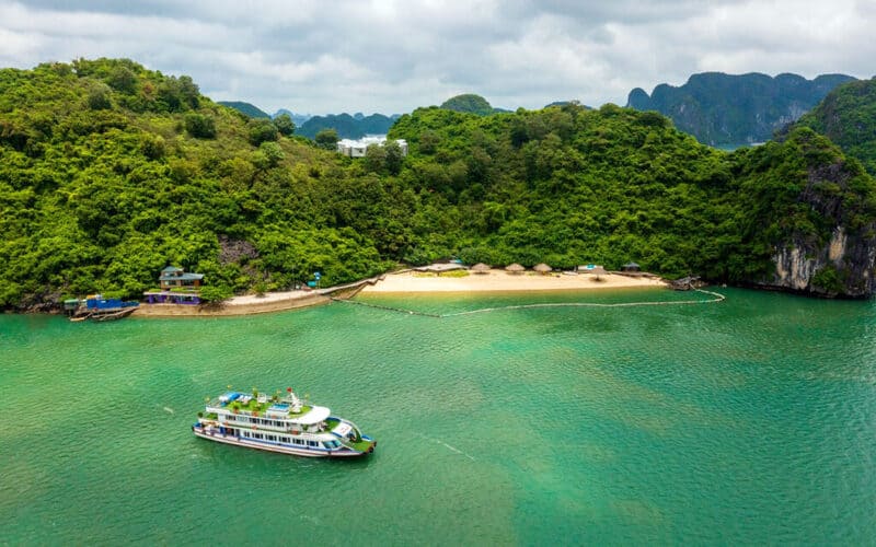 di-du-thuyen-ha-long-tu-thanh-hoa-nhu-the-nao-3