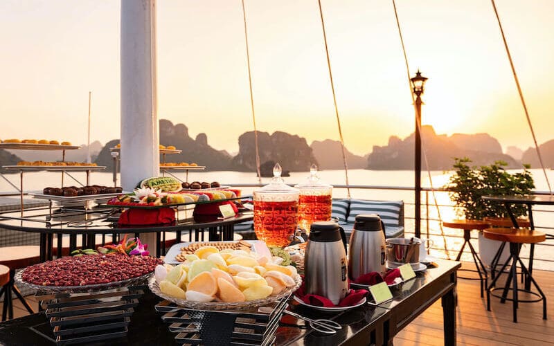 di-ha-long-mua-nao-dep-nhat-trong-nam-sunset