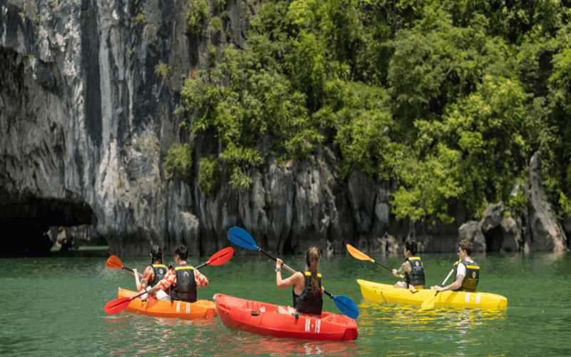 gia-ambassador-cruise-tu-thanh-hoa-moi-nhat-uu-dai-3