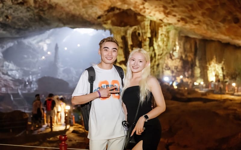 gia-dolphin-cruise-tu-thanh-hoa-moi-nhat-9