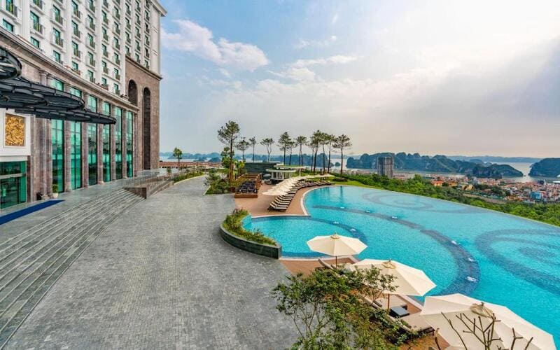 lich-trinh-di-ha-long-tu-thanh-hoa-chi-tiet-de-di-flc