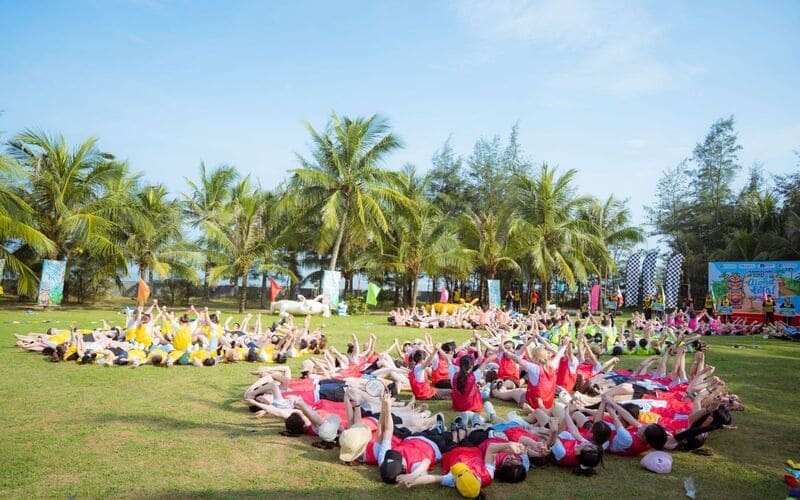 Nên Tổ Chức Gala Trên Du Thuyền Hay Khách Sạn?