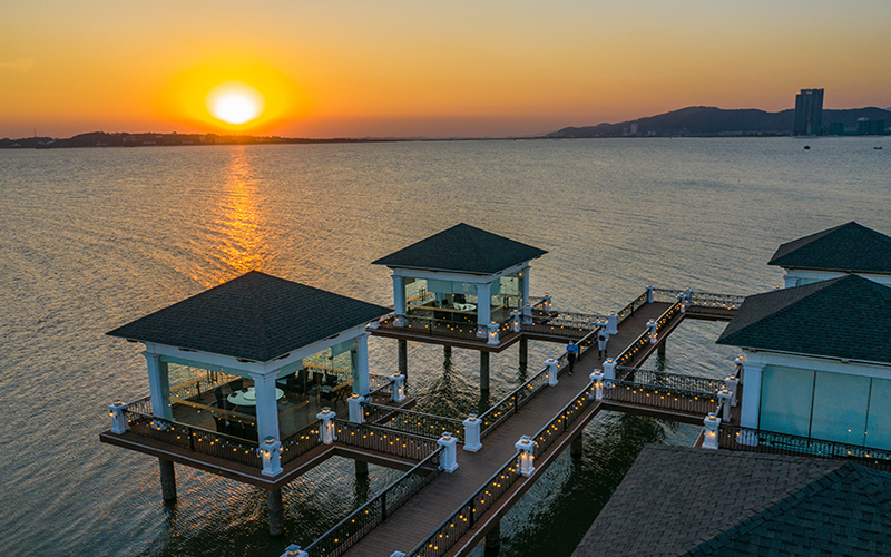 top-dia-diem-check-in-dep-nhat-o-ha-long-hangluon-resort