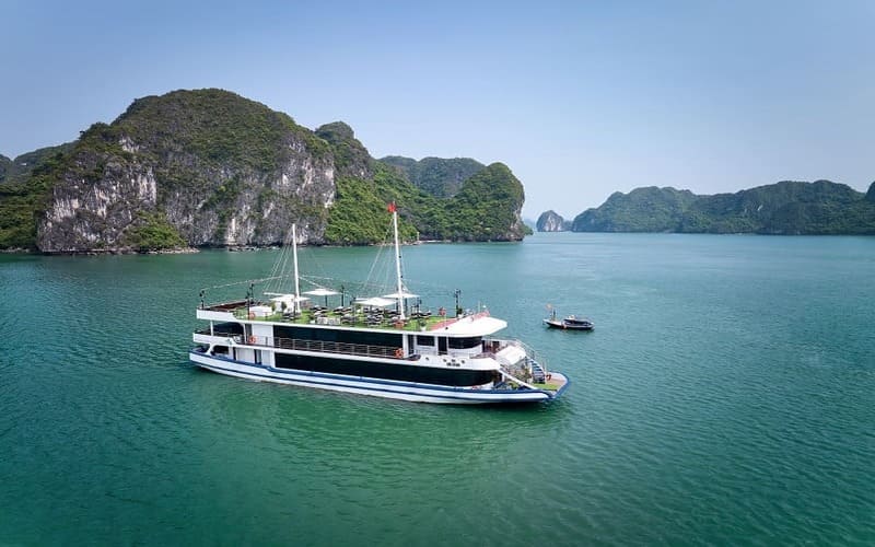 tour-doanh-nghiep-thanh-hoa-di-du-thuyen-ha-long-3