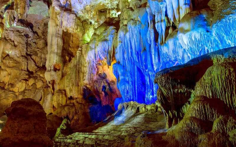 tour-du-thuyen-ha-long-cho-gia-dinh-tu-thanh-hoa-4