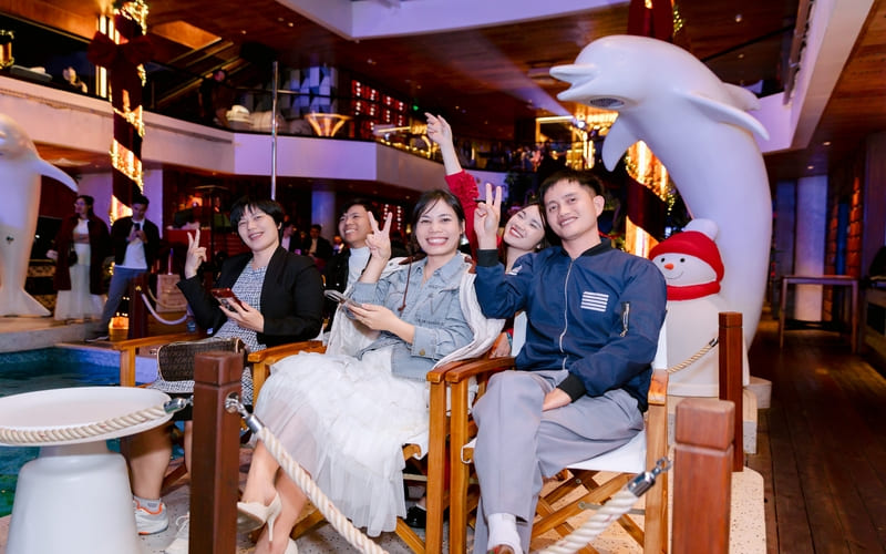 tour-team-building-gala-dinner-ha-long-tron-goi-5