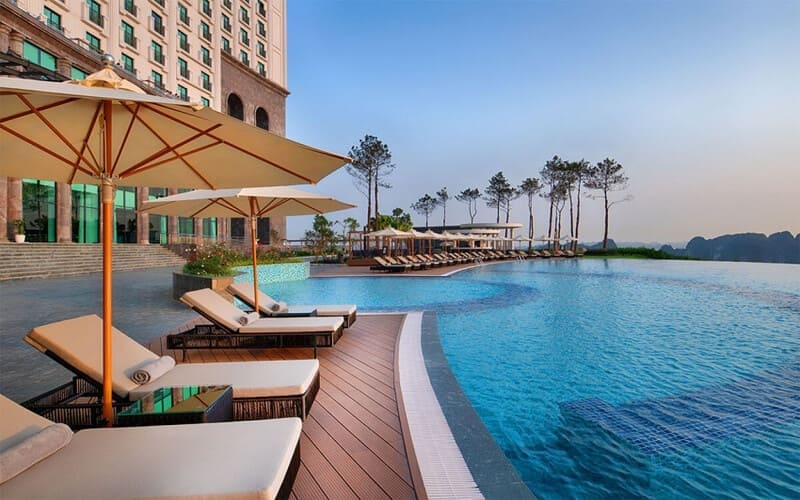 combo-flc-ha-long-dolphin-daily-cruise-uu-dai-pool combo-flc-ha-long-dolphin-daily-cruise-uu-dai-rooom
