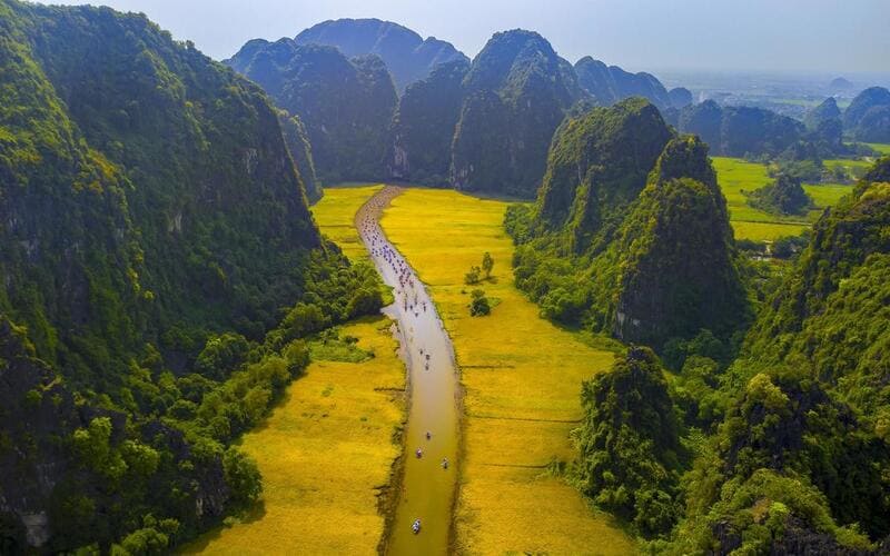 kinh-nghiem-di-trang-an-tam-coc-chi-tiet-luachin