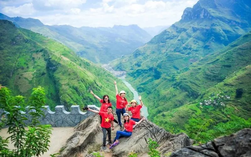 nhung-dia-diem-dep-nhat-o-ha-giang -mapileng