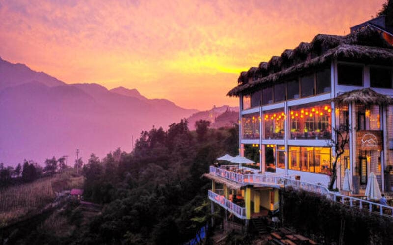top-quan-an-ngon-o-sapa-nhat-dinh-phai-thu -view